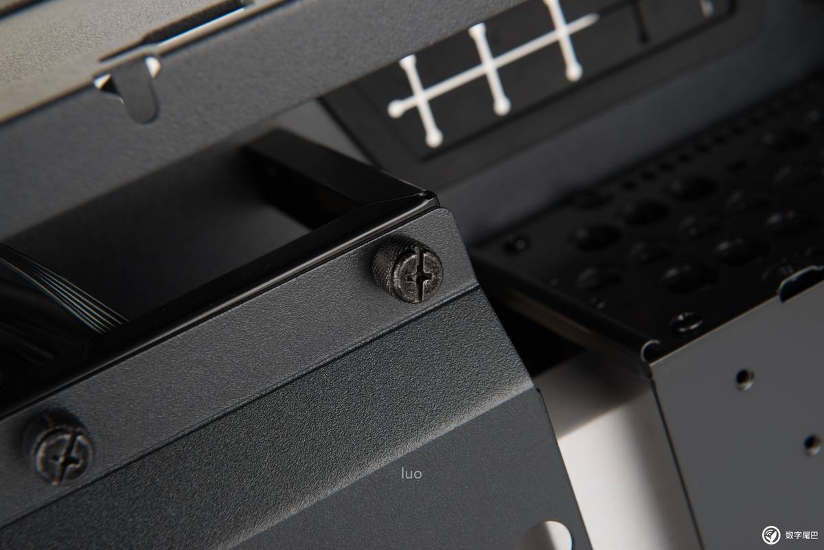 秩序の钢炮，LIANLIBauhaus-O11装机作业