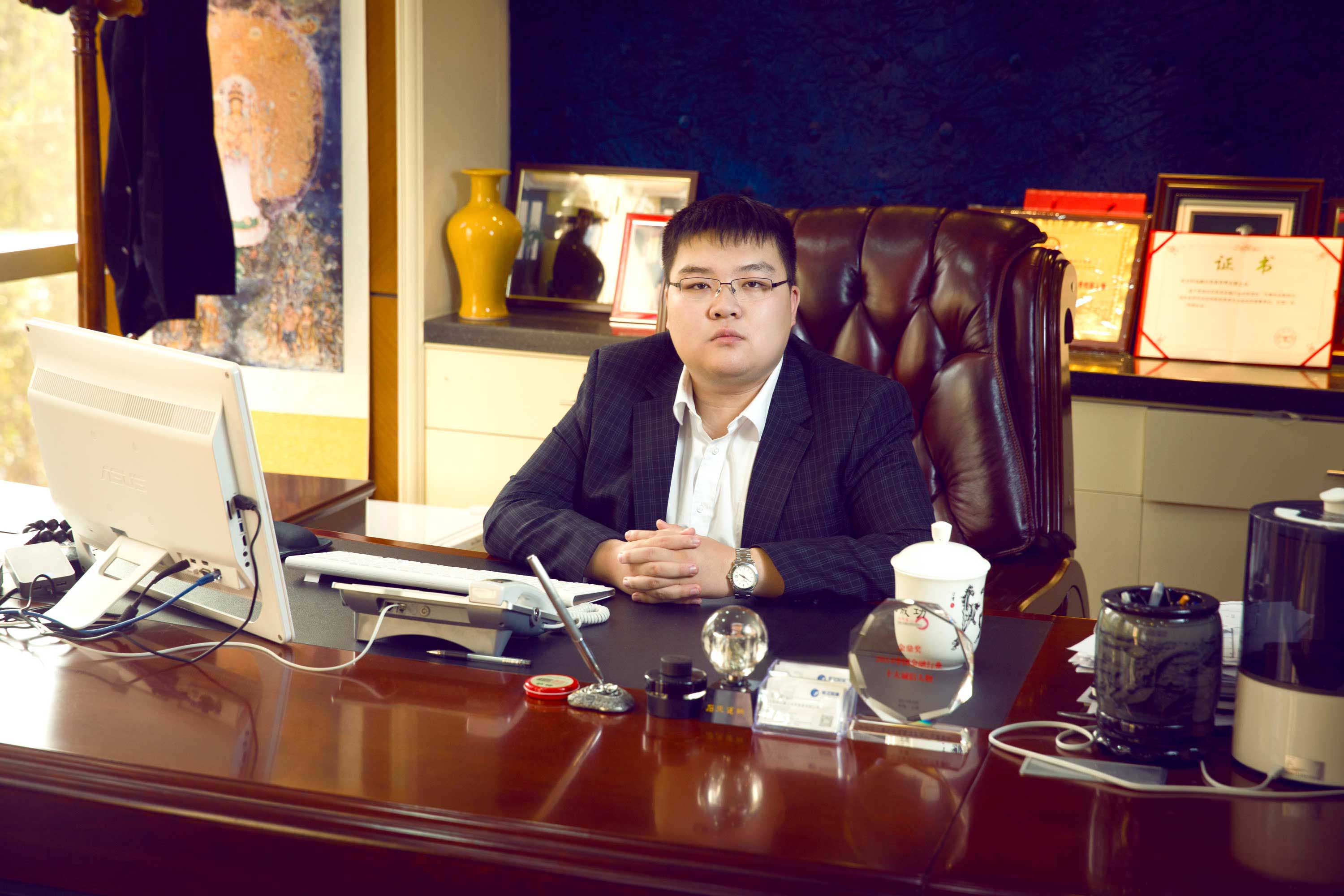 后E17班同学企业恒远鑫达助力首都建设，北京七环即将顺利通车