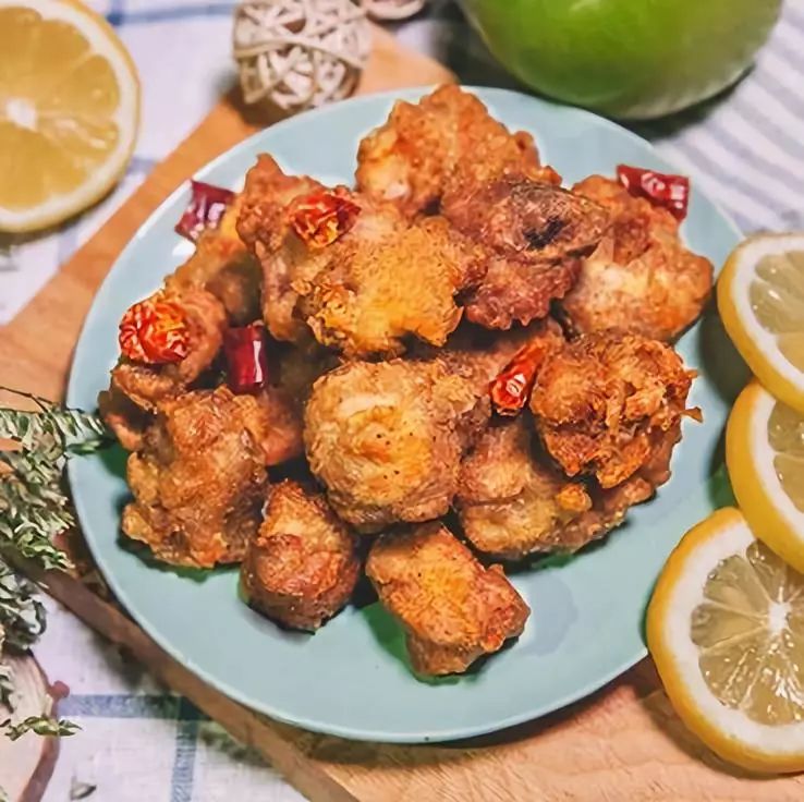 路人小吃如何一跃成名？广大学子高考结束想跟你再吃一次卤人甲！