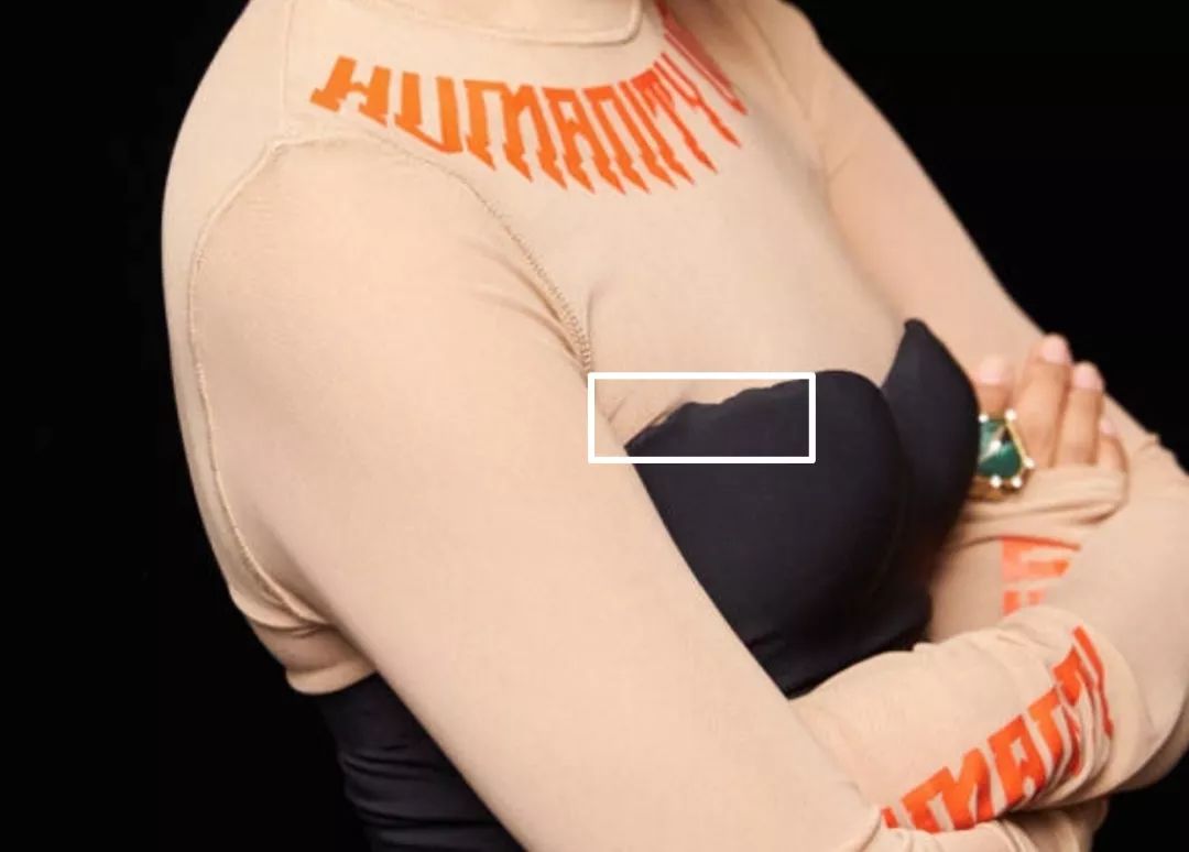 江疏影迪丽热巴穿着,热巴去海滩游泳图片