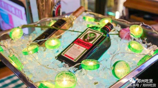 爽爆了！CBD如意湖畔世界杯免费看！啤酒、音乐一个不能少！