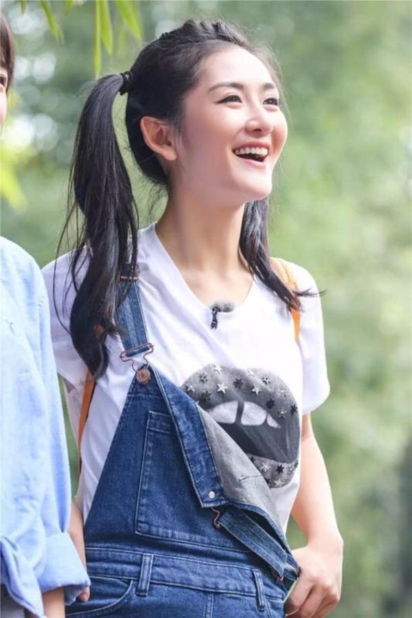 谢娜谈产后减肥,谢娜产后练出马甲线