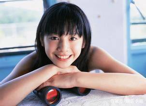 一个两个的保质期都短到吓人，岛国*优女**们到底被下了什么降头？