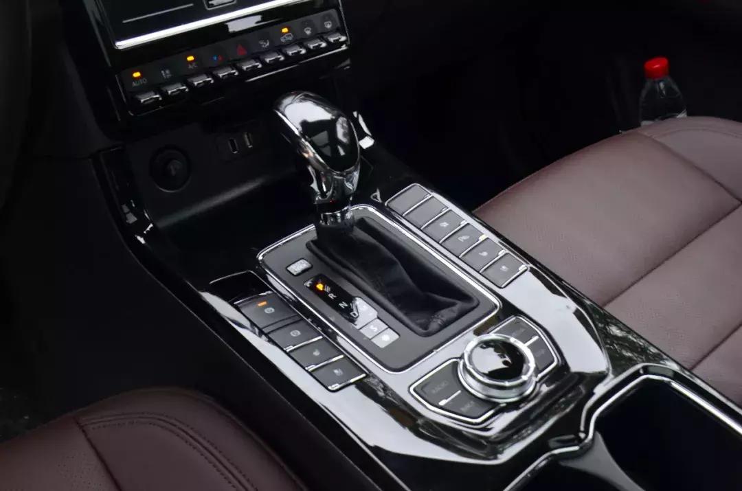 试驾北汽昌河q7,北汽昌河q7五座超值型