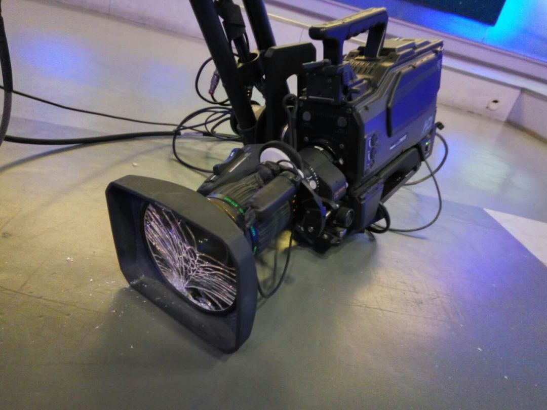 摄影摇臂安装教程视频,摄影摇臂安装调整