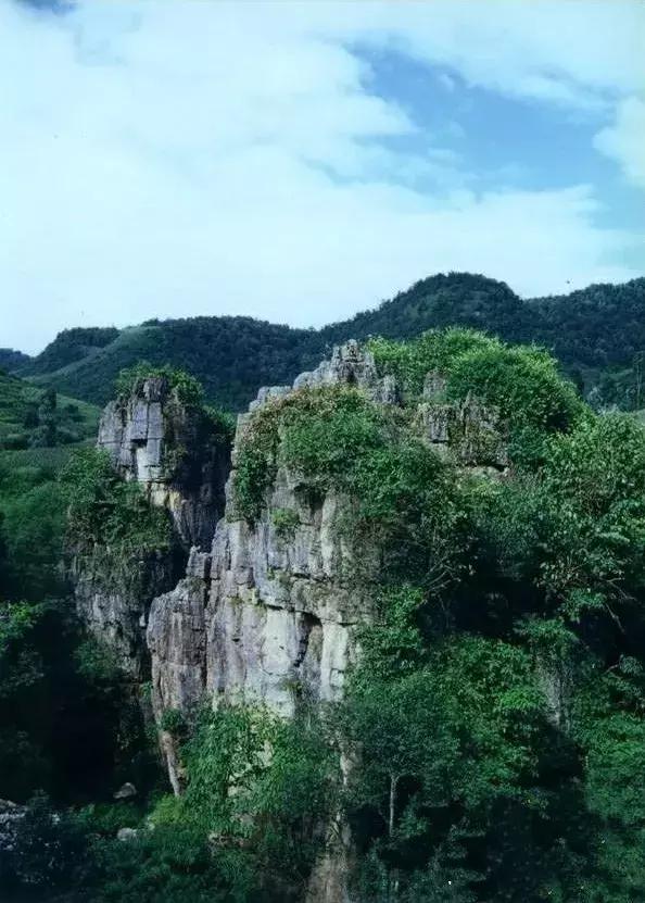 昆明国庆假期自驾游攻略,五一昆明最适合去的地方