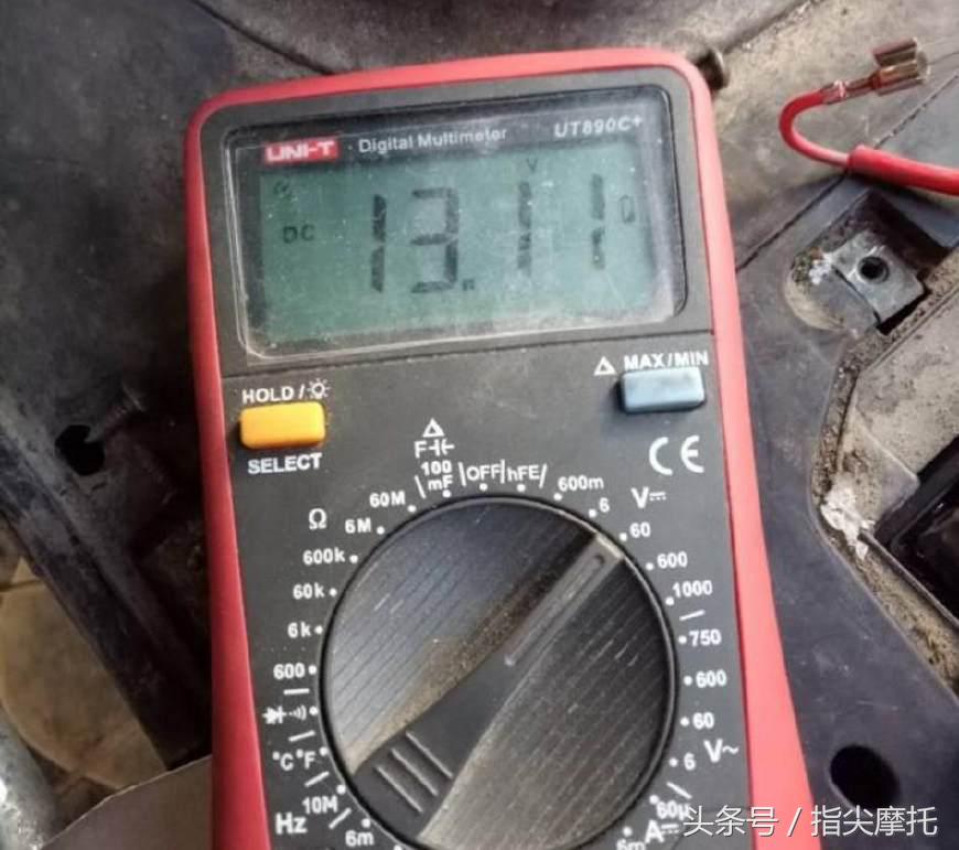 摩托车不充电整流器和线圈完好,摩托车电瓶亏电整流器发热