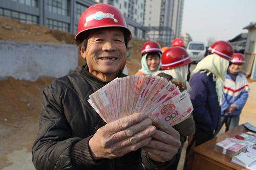 公司拖欠工资一直不发，员工应如何维权呢？