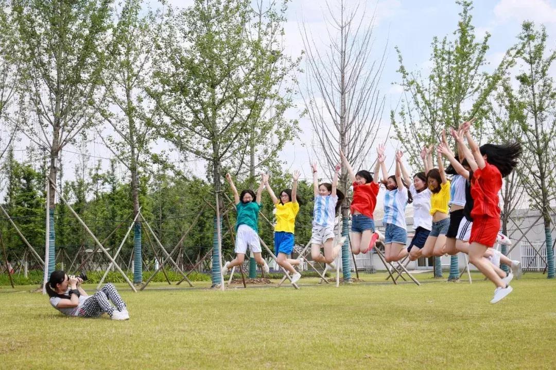 华科毕业生去武大拍毕业照,在武大拍的毕业季宣传片