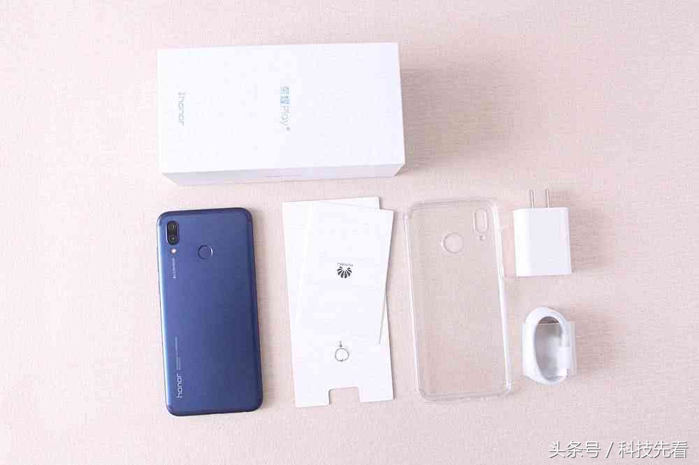 荣耀最便宜的麒麟990手机,荣耀play1999元