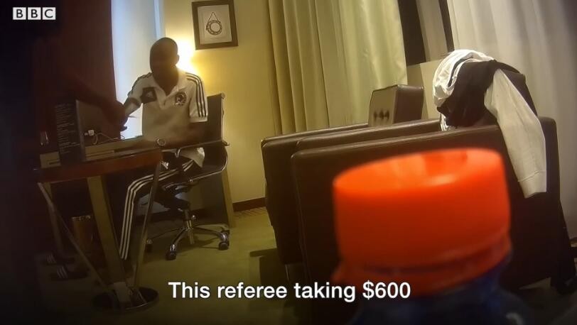 世界杯裁判贿赂有多少,世界杯裁判接受贿赂