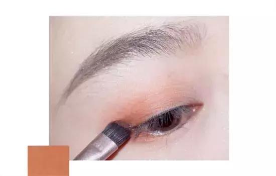 眼影画法新手易学日常妆,新手眼影画法教程日常妆