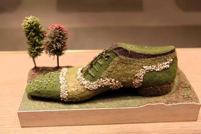 爱皮鞋的男人很多,懂皮鞋的男人几乎没有,认识皮鞋从皮革开始!