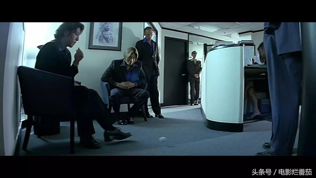 足球拯救了凯撒,足球拯救了世界