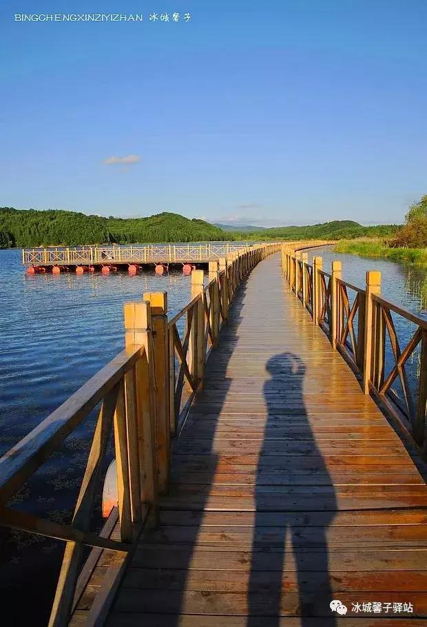 有一处叫世外桃源的地方,有一个地方是世外桃源