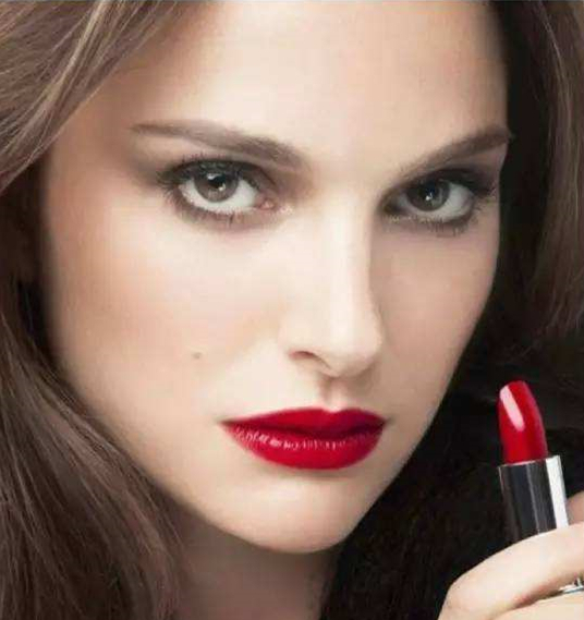 让人无限回购的显白口红推荐,3支必买大牌口红