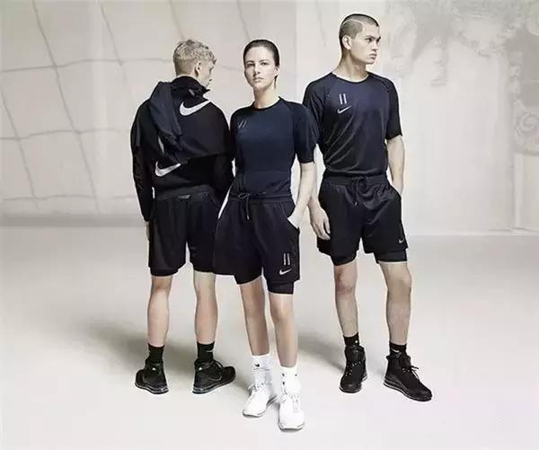 从姐弟恋到保姆上位世界杯球星背后的女人都不简单