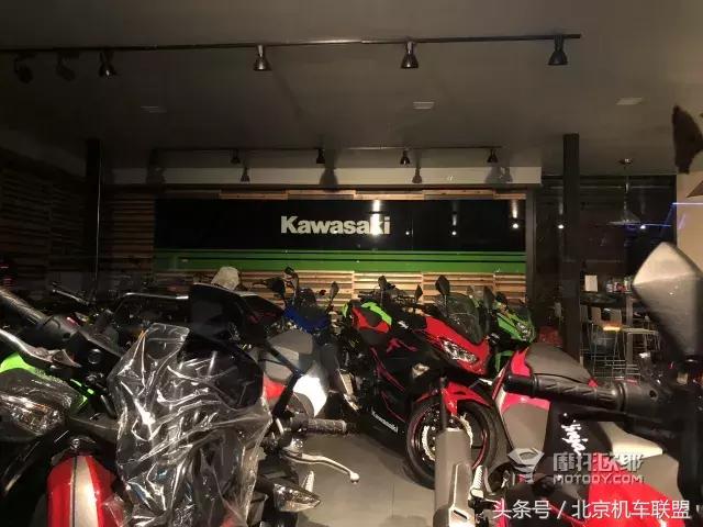 「人家的摩托车用品超市」戴着头盔去旅行之东南亚泰国篇