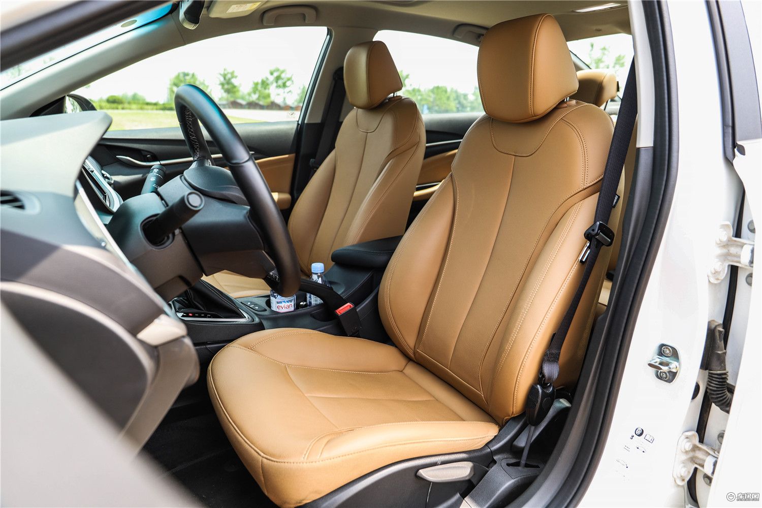 别克英朗2021款1.3t试驾,21款改款1.3t别克英朗试乘试驾