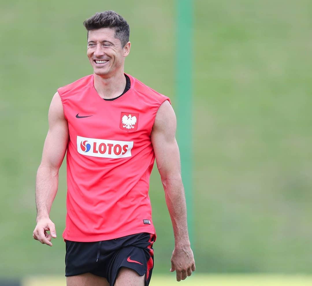 2018世界足球巨星排名,世界杯足球十大球星排名最新