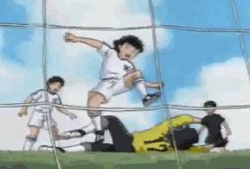 再看一遍30年前的《足球小将》，你会发现多佩服当年的智商！