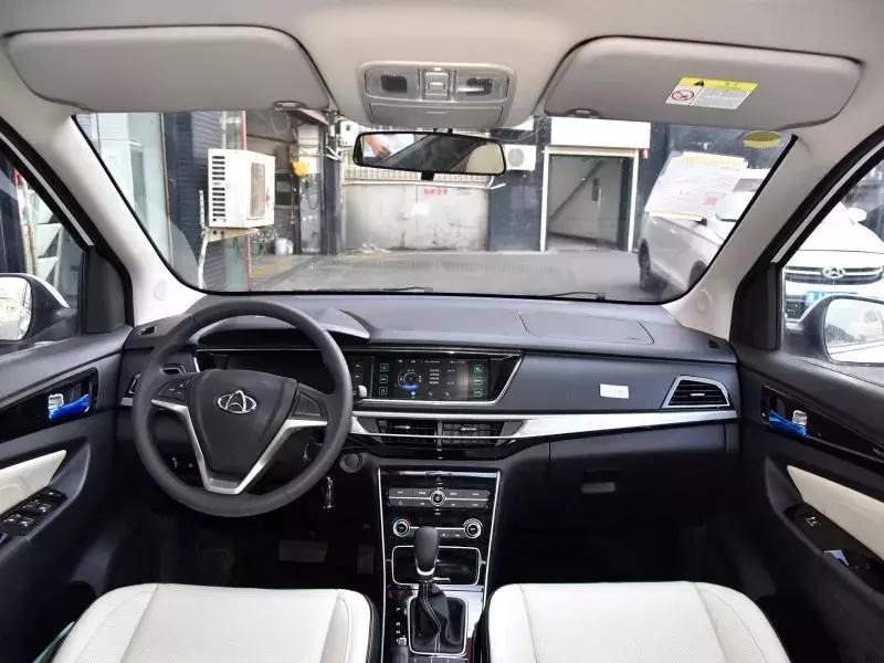 欧尚a600和宝骏730车身,欧尚a600对比宝骏360