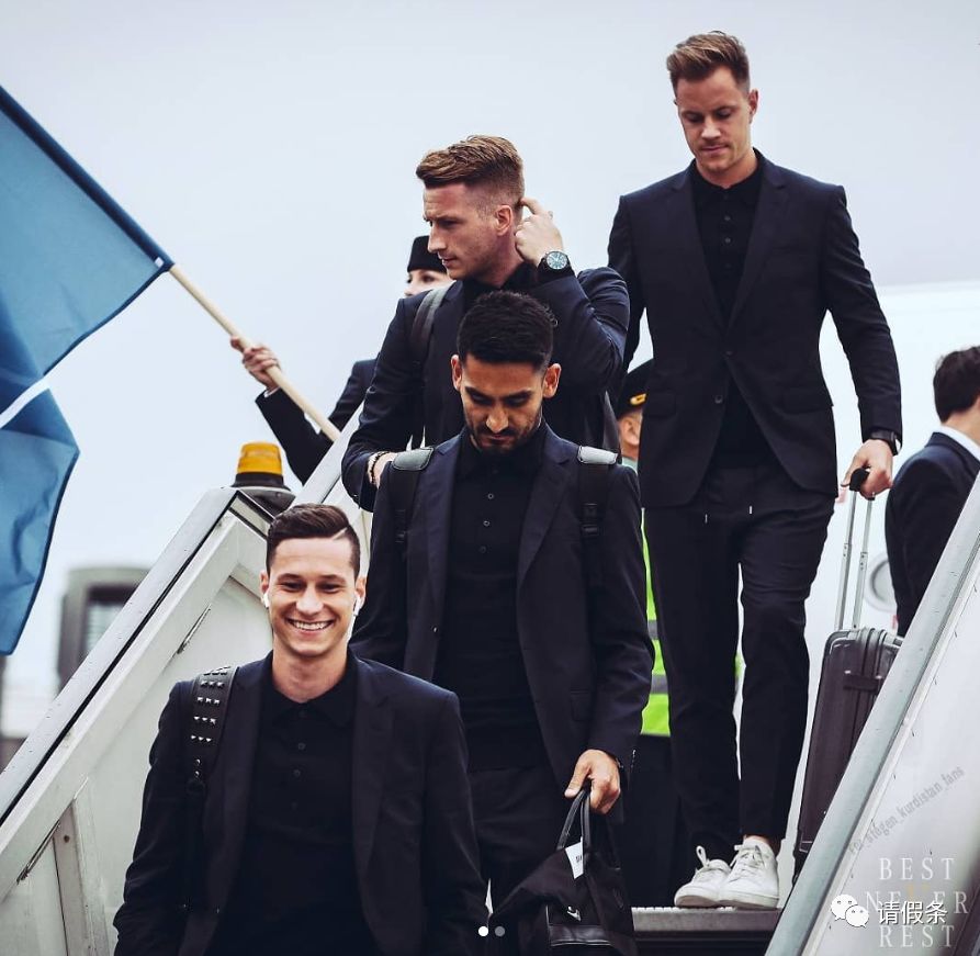 2018俄罗斯世界杯西装,2018世界杯法国队西服