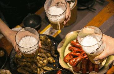 国色天乡水上乐园夜场夜猫子派对，俄罗斯美女首秀、电音狂欢节、啤酒小龙虾，心动吗？