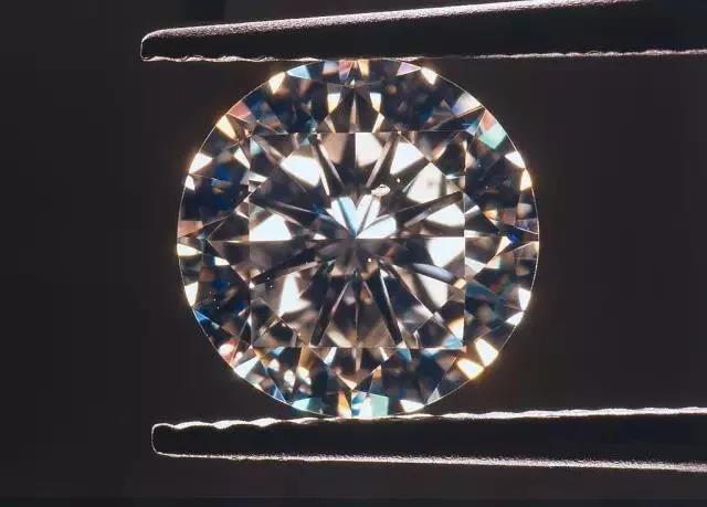 南宁哪里有回收珠宝,深圳回收钻石哪里报价高