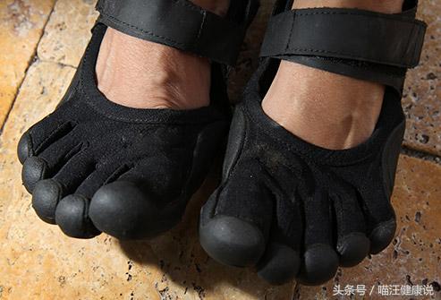 跑步伤膝盖吗权威报道,跑步免伤膝盖选哪种鞋好