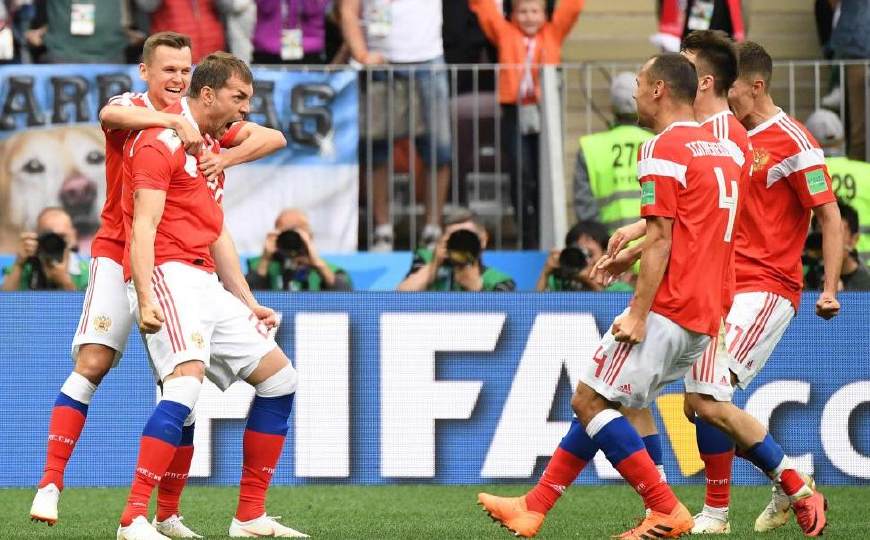 世界杯战火燃起,世界杯战火重燃