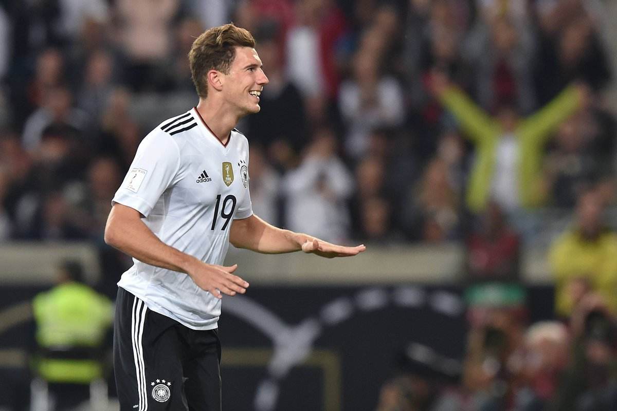 世界杯女子图鉴，教你如何把“情敌”变为“情人”