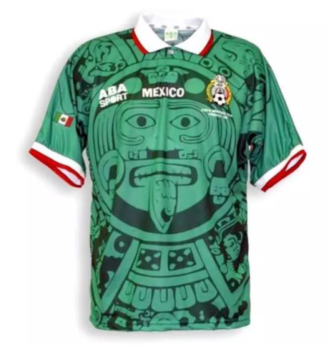 「夜读」世界杯经典球衣图鉴，哪一件是你的青春？