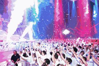 我哩天！世界杯期间，这群阜阳人不看球！竟然跑去干这事！