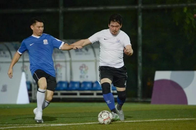 绿茵上的绿色生活,之诺申花激情足球夜开启球迷狂欢季