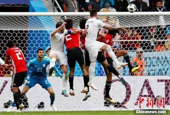 开奖世界杯！太疯狂！三场比赛、两次绝杀、一个帽子戏法……这就是我们热爱足球的原因！