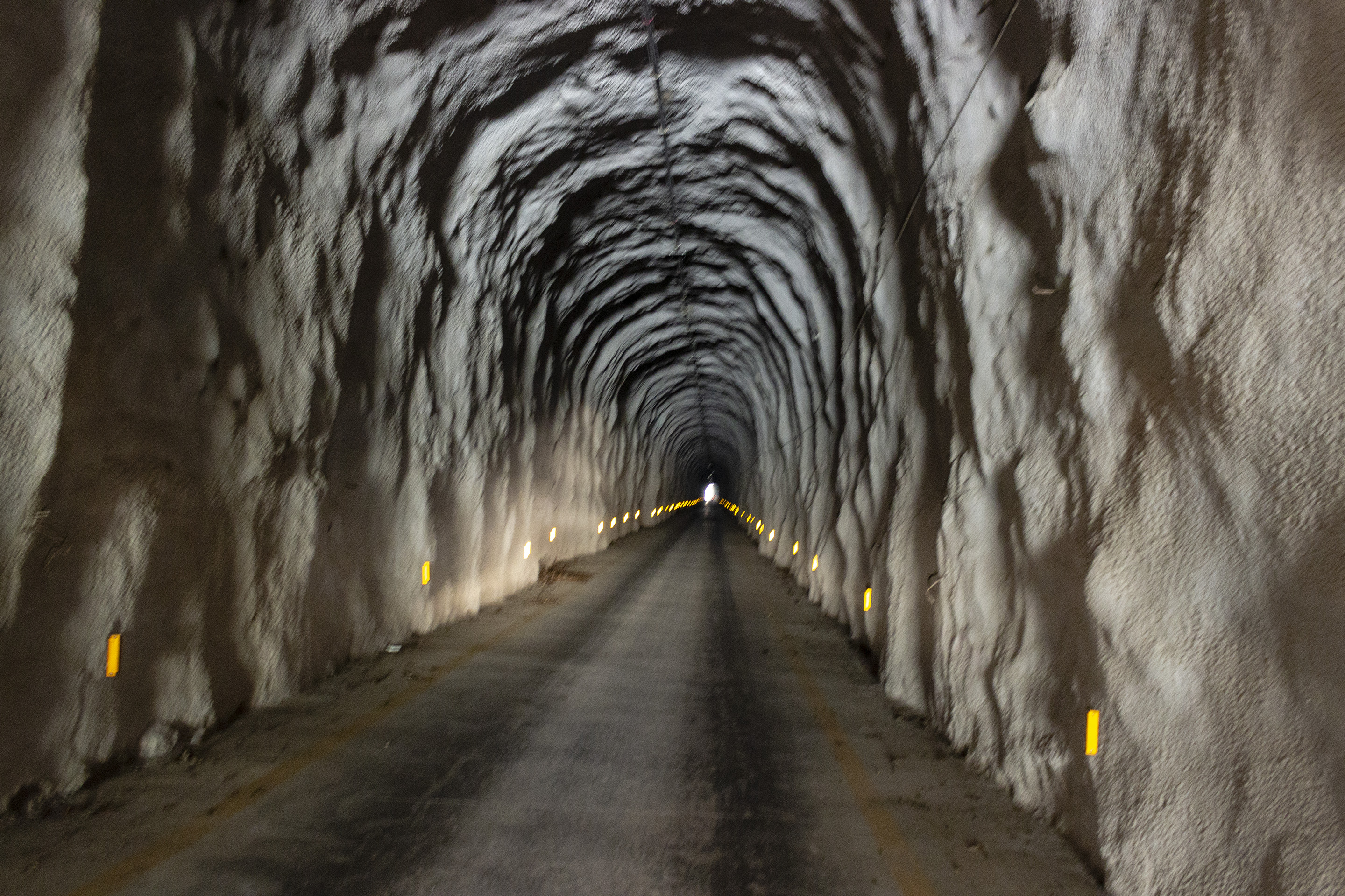 摩旅翻越秦岭,摩旅西岭雪山