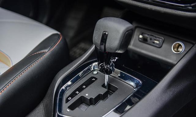 东南dx3新款试驾视频,东南dx3试驾视频颜宇鹏