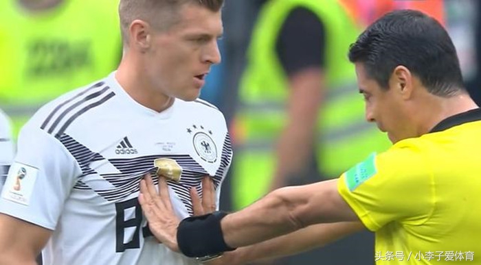 中国球迷的“老朋友”法加尼，再次激怒德国核心！不惜发生冲突