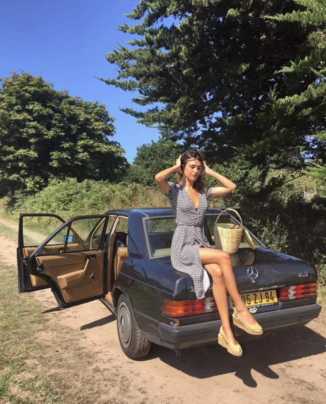 夏天漂亮的裙子40岁女人,40条适合夏天的裙子