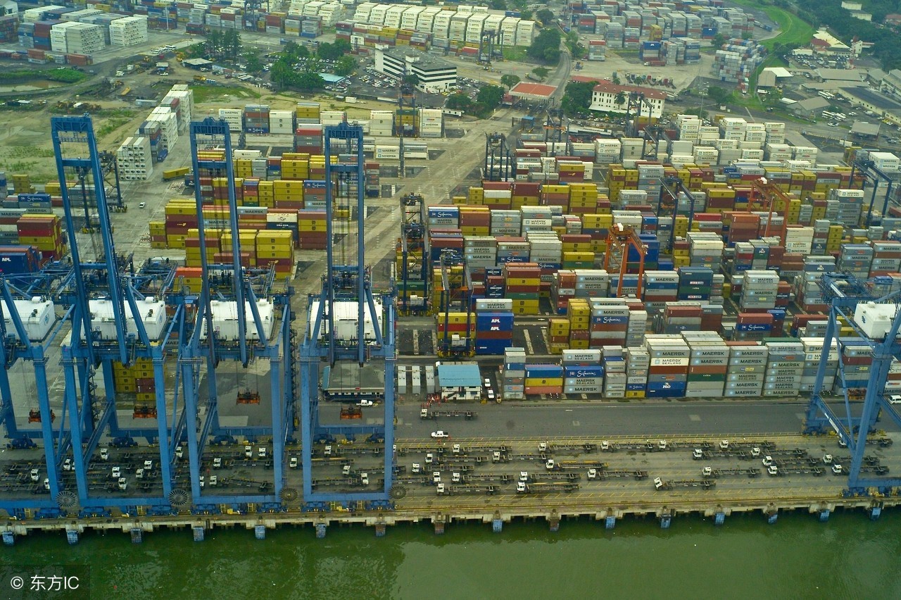 出乎意料！德国战车被掀翻，22岁妖星冷静爆射破门，预言会爆发