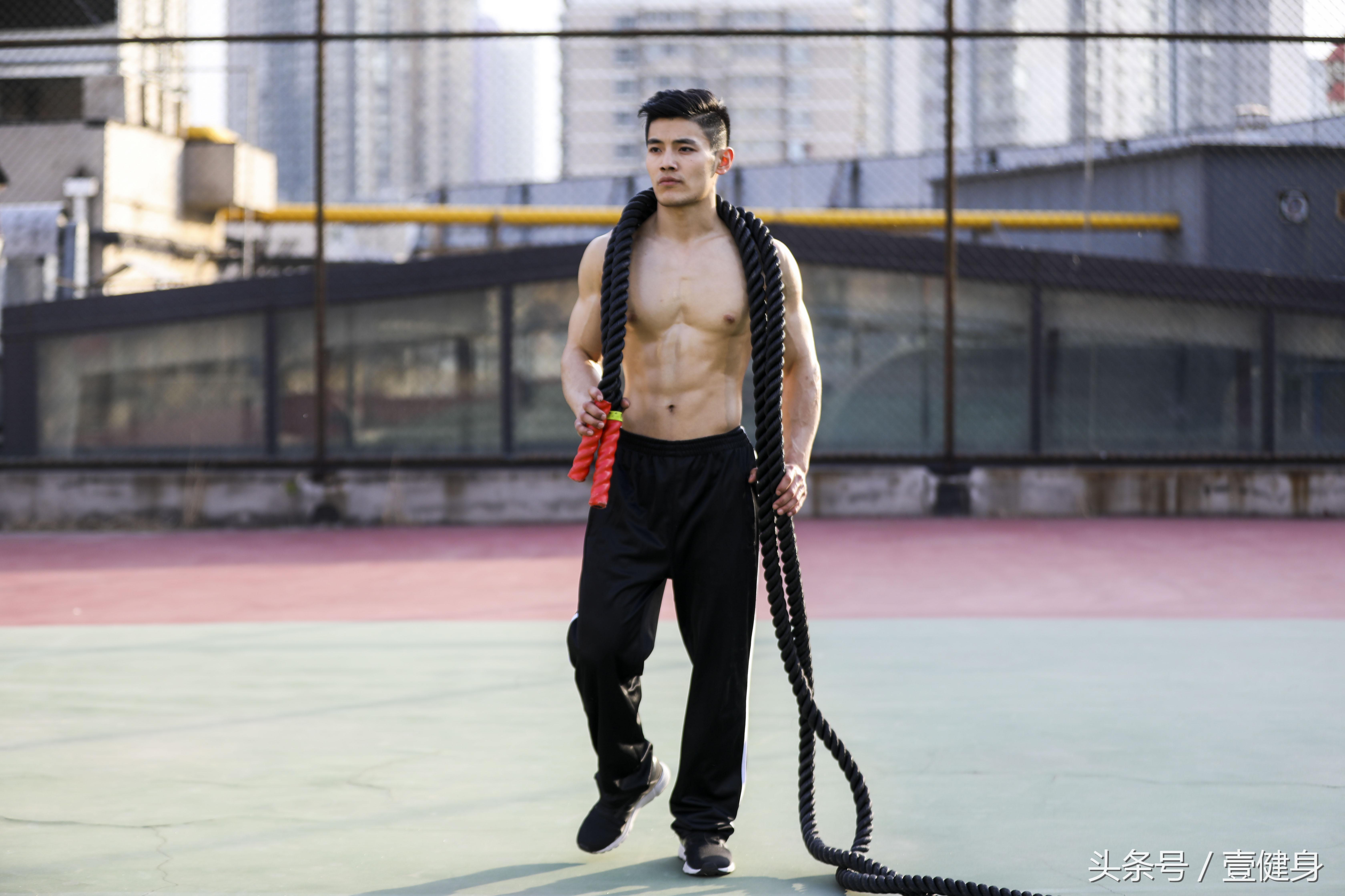 好久不运动运动后肌肉酸痛怎么办,运动第一天后酸痛第二天怎么运动