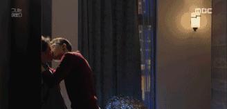 装逼遭雷劈……男主，随身避雷装置了解一下？