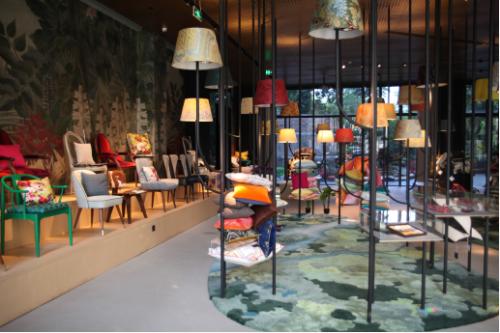 法国皇室水晶灯SAINT-LOUIS圣路易亮相长堤软装配饰中心