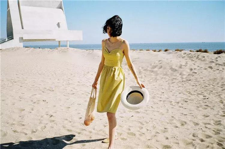 夏日写真服饰大解析!这11件拍照必备单品你都有了吗?