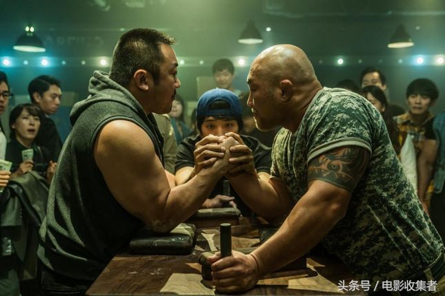 《釜山行》到《冠军大叔》，“东方巨石强森”马东锡的成长之路！