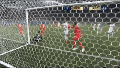 世界杯第五日精彩看点，CCTV-1带您快速回顾进球瞬间！