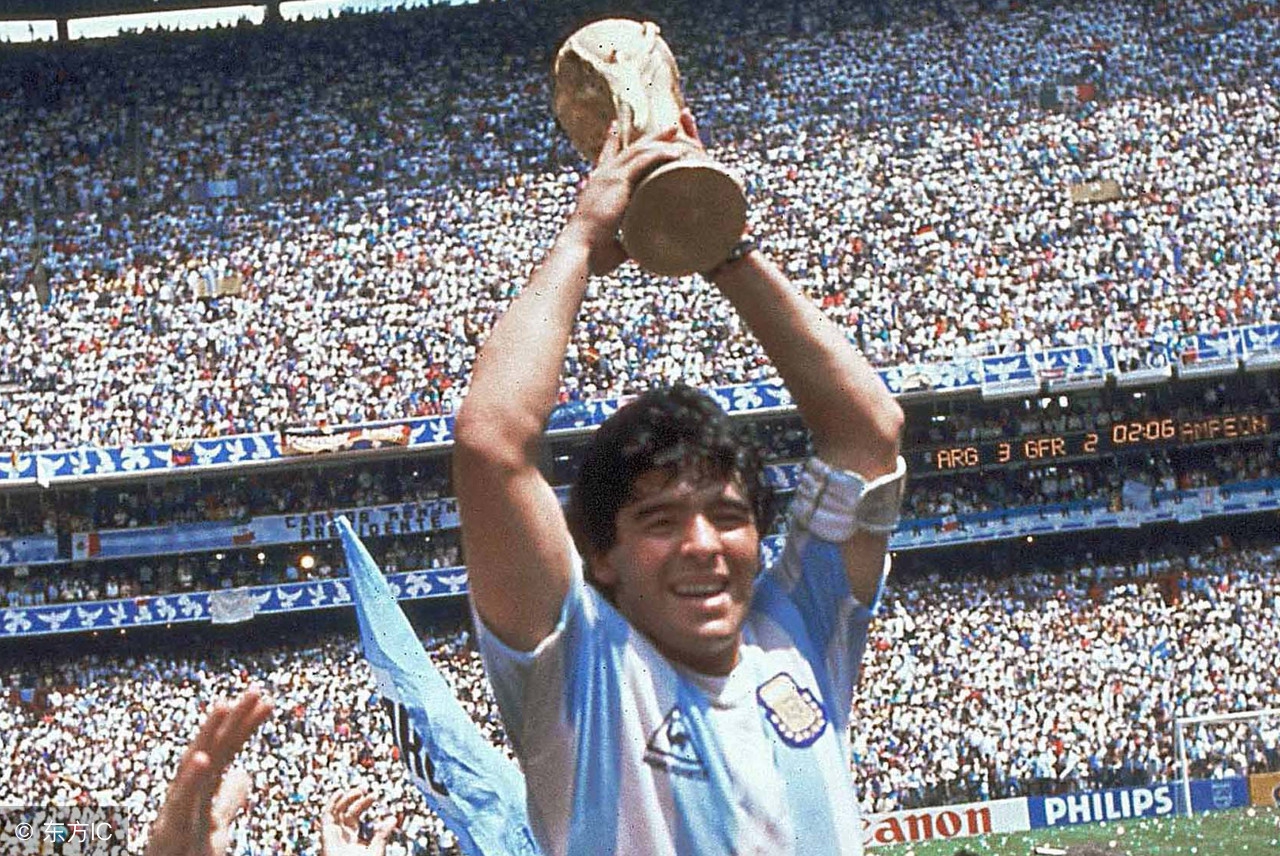 老婆或女朋友问你“足球有什么好”时，你把这12条理由甩给她