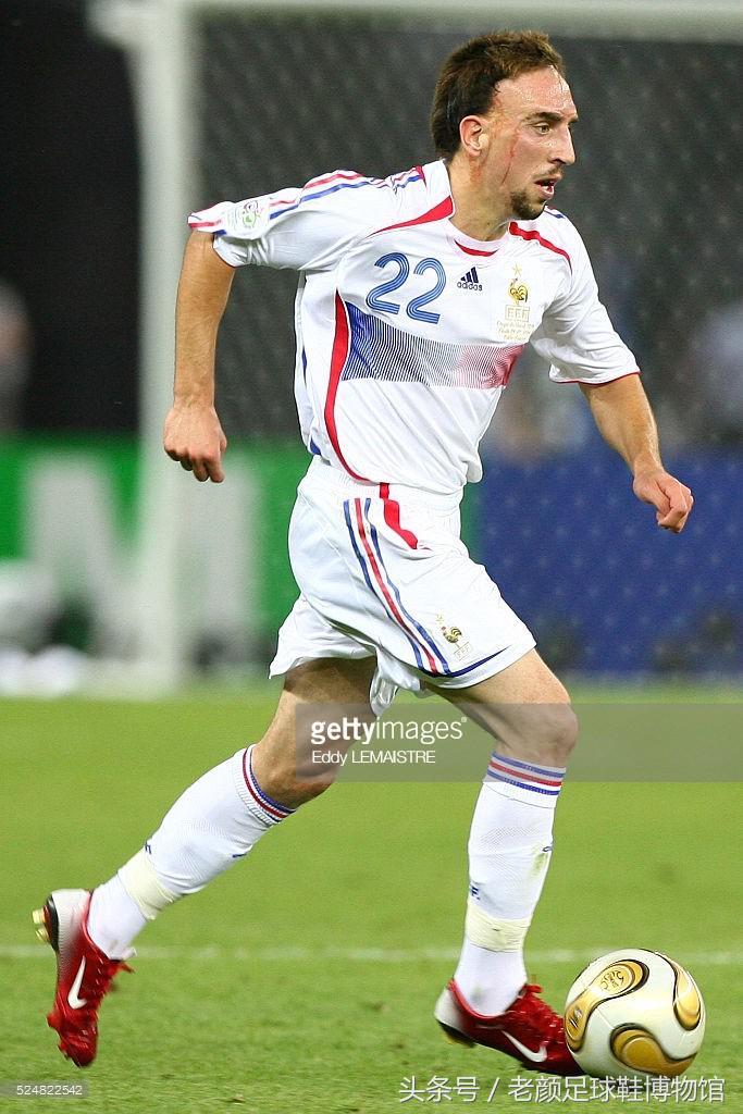 06年世界杯宣传nike,世界杯最火的足球鞋