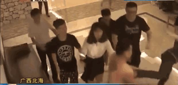 小情侣太闹腾,小情侣闹点矛盾很正常